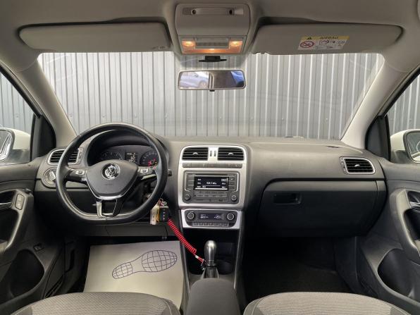 Volkswagen Polo V Рестайлинг с пробегом 2016 года, цена 1 177 000 рублей, 102847 км, седан, Автокод Объявления