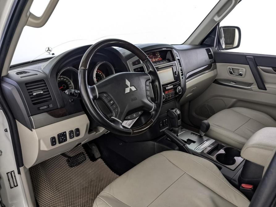 Mitsubishi Pajero IV Рестайлинг 2 Москва  - изображение 15