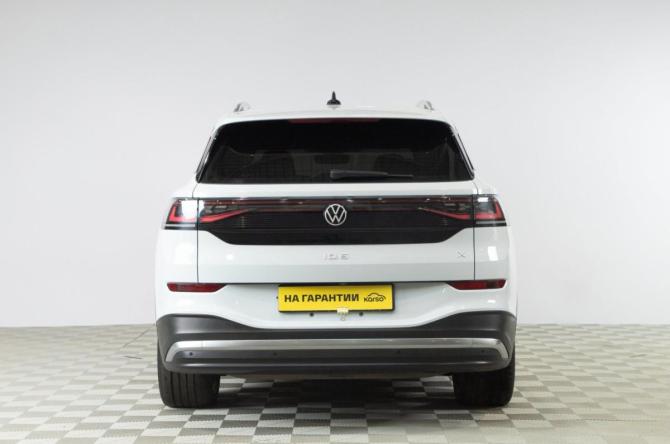 Volkswagen ID.6 с пробегом 2022 года, цена 4 799 000 рублей, 65000 км, внедорожник, Автокод Объявления