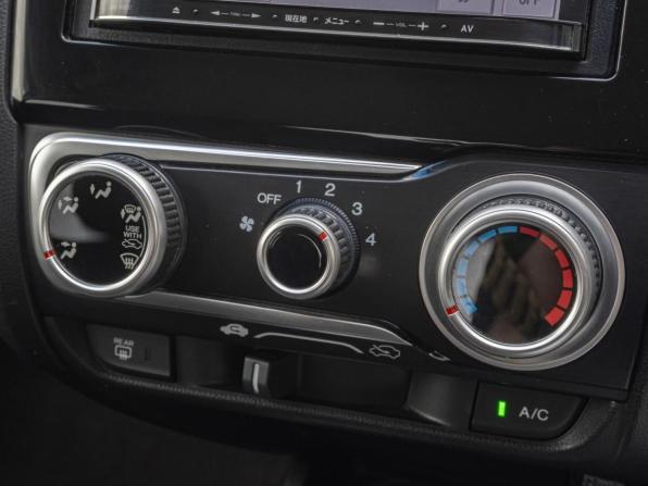 Honda Fit III с пробегом 2014 года, цена 968 000 рублей, 128362 км, хэтчбек, Автокод Объявления