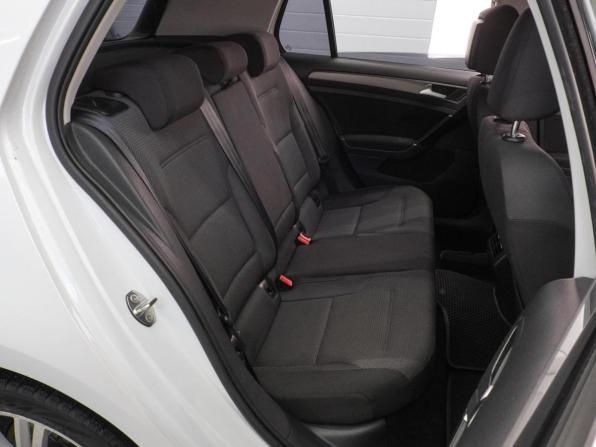 Volkswagen Golf VII с пробегом 2013 года, цена 949 000 рублей, 213588 км, хэтчбек, Автокод Объявления
