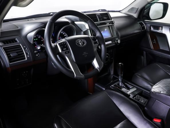 Toyota Land Cruiser Prado 150 Series Рестайлинг 1 с пробегом 2014 года, цена 3 790 000 рублей, 173500 км, внедорожник, Автокод Объявления