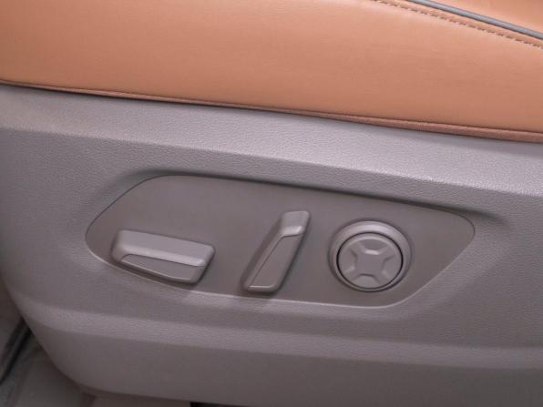 Hyundai Staria I с пробегом 2025 года, цена 8 350 000 рублей, 500 км, минивэн, Автокод Объявления