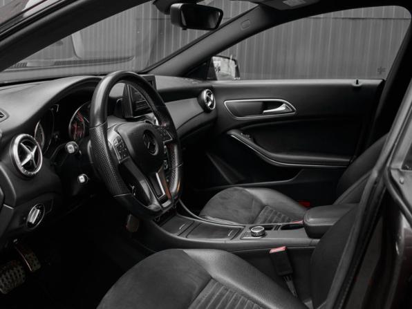 Mercedes-Benz CLA I (C117 X117) с пробегом 2014 года, цена 1 910 000 рублей, 145216 км, седан, Автокод Объявления