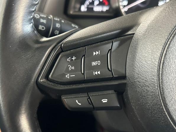Mazda 3 III (BM) Рестайлинг с пробегом 2017 года, цена 1 678 000 рублей, 107891 км, седан, Автокод Объявления