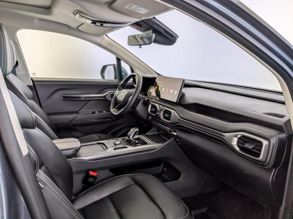 Geely Okavango I с пробегом 2023 года, цена 2 545 000 рублей, 52680 км, внедорожник, Автокод Объявления