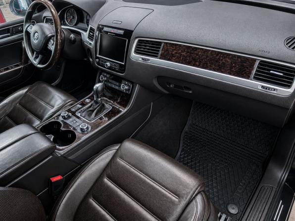 Volkswagen Touareg II с пробегом 2011 года, цена 2 199 000 рублей, 172800 км, внедорожник, Автокод Объявления