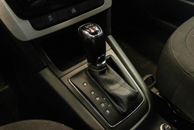 Skoda Yeti I Рестайлинг с пробегом 2015 года, цена 1 319 000 рублей, 179853 км, внедорожник, Автокод Объявления