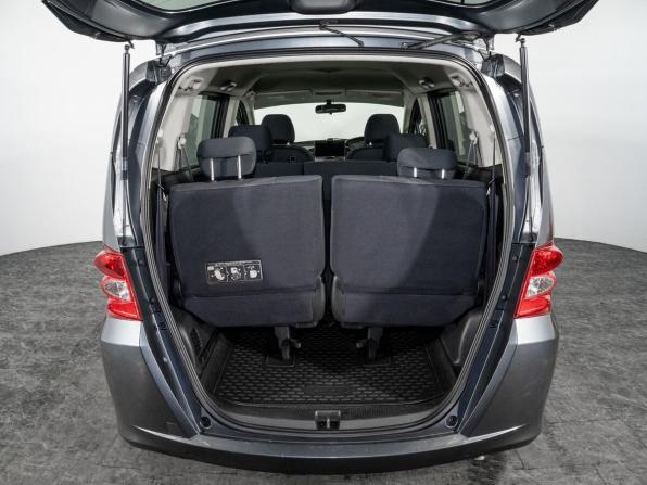 Honda Freed I с пробегом 2009 года, цена 1 050 500 рублей, 128053 км, компактвэн, Автокод Объявления