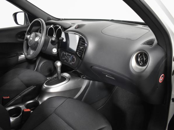 Nissan Juke I Рестайлинг с пробегом 2015 года, цена 1 850 000 рублей, 5633 км, внедорожник, Автокод Объявления