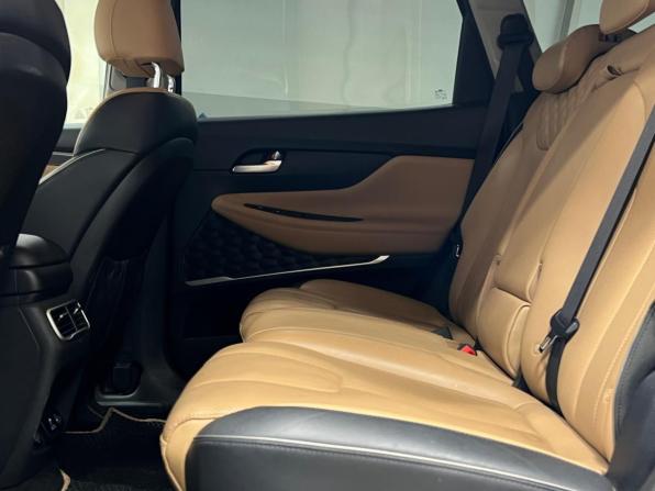 Hyundai Santa Fe IV Рестайлинг с пробегом 2021 года, цена 2 980 000 рублей, 115500 км, внедорожник, Автокод Объявления