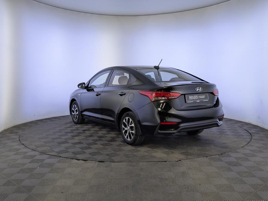 Hyundai Solaris II Москва  - изображение 7