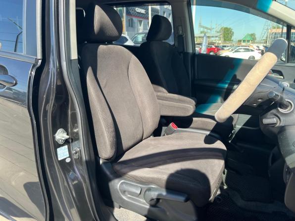 Honda Freed I Рестайлинг с пробегом 2012 года, цена 1 160 000 рублей, 163197 км, компактвэн, Автокод Объявления