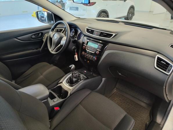 Nissan Qashqai II с пробегом 2017 года, цена 1 280 000 рублей, 218750 км, внедорожник, Автокод Объявления