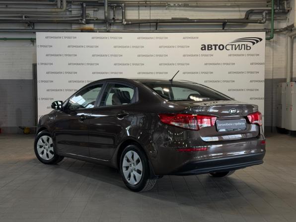 Kia Rio III Рестайлинг с пробегом 2015 года, цена 849 000 рублей, 140000 км, седан, Автокод Объявления