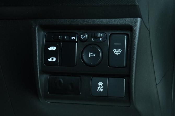 Honda Freed I Рестайлинг с пробегом 2012 года, цена 1 179 000 рублей, 162000 км, компактвэн, Автокод Объявления