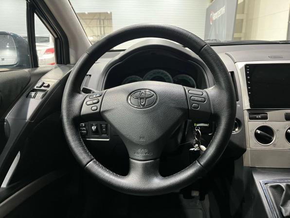 Toyota Corolla Verso I Рестайлинг с пробегом 2005 года, цена 650 000 рублей, 125500 км, компактвэн, Автокод Объявления