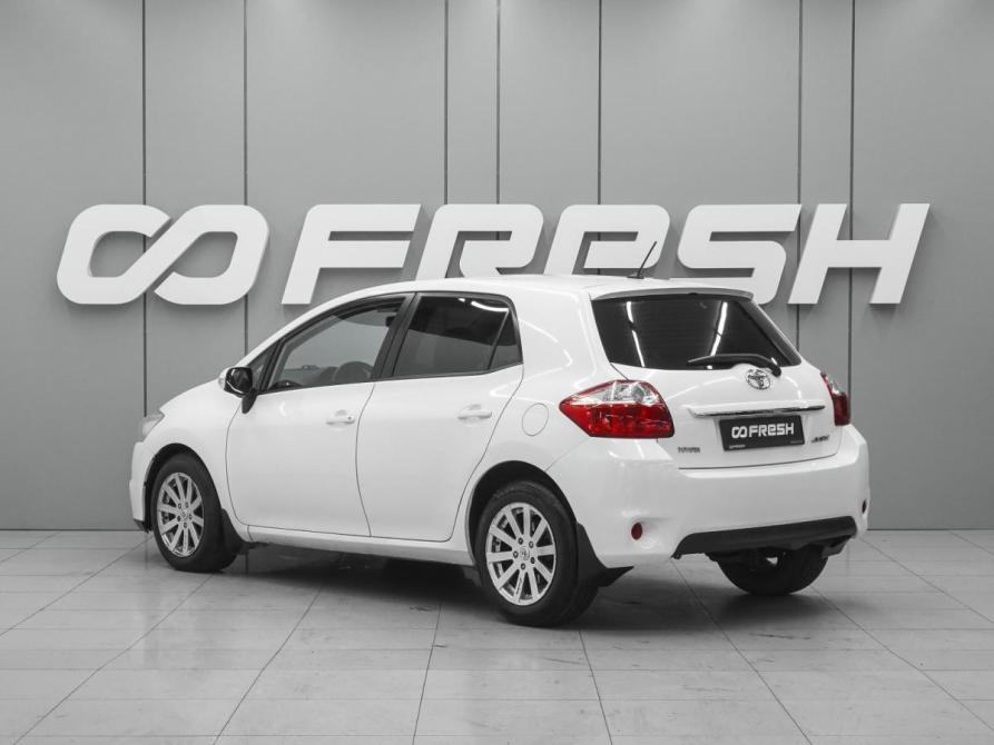 Toyota Auris I Рестайлинг Ростов-на-Дону  - изображение 2