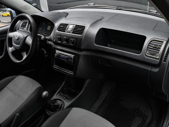 Skoda Fabia II с пробегом 2010 года, цена 390 000 рублей, 246729 км, хэтчбек, Автокод Объявления
