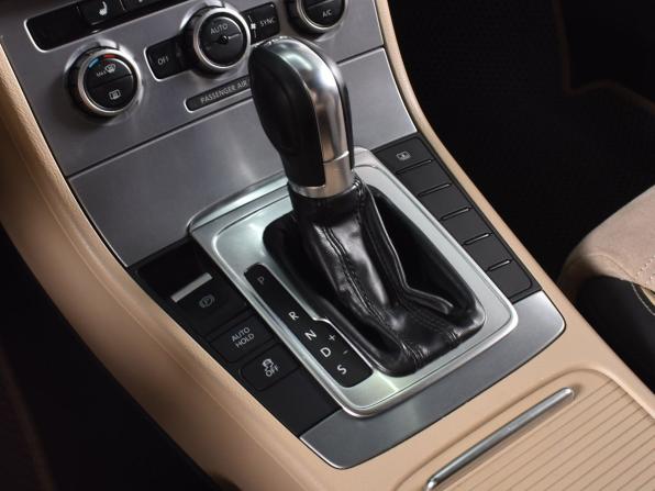 Volkswagen Passat CC I Рестайлинг с пробегом 2012 года, цена 1 299 995 рублей, 273574 км, седан, Автокод Объявления