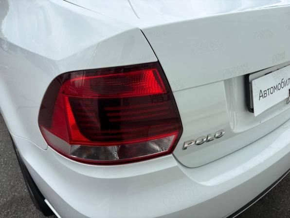 Volkswagen Polo V Рестайлинг с пробегом 2018 года, цена 990 000 рублей, 158000 км, седан, Автокод Объявления