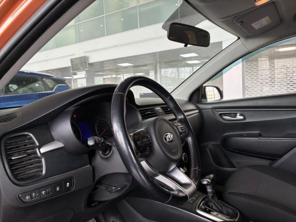 Kia Rio IV с пробегом 2017 года, цена 1 045 000 рублей, 145000 км, седан, Автокод Объявления