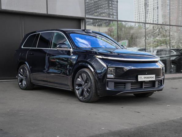 Li Auto (Lixiang) L9 I с пробегом 2023 года, цена 5 560 000 рублей, 109211 км, внедорожник, Автокод Объявления