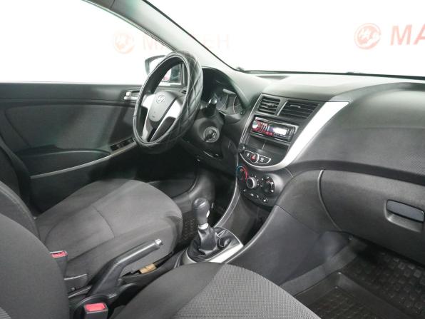 Hyundai Solaris I с пробегом 2011 года, цена 593 000 рублей, 220000 км, седан, Автокод Объявления