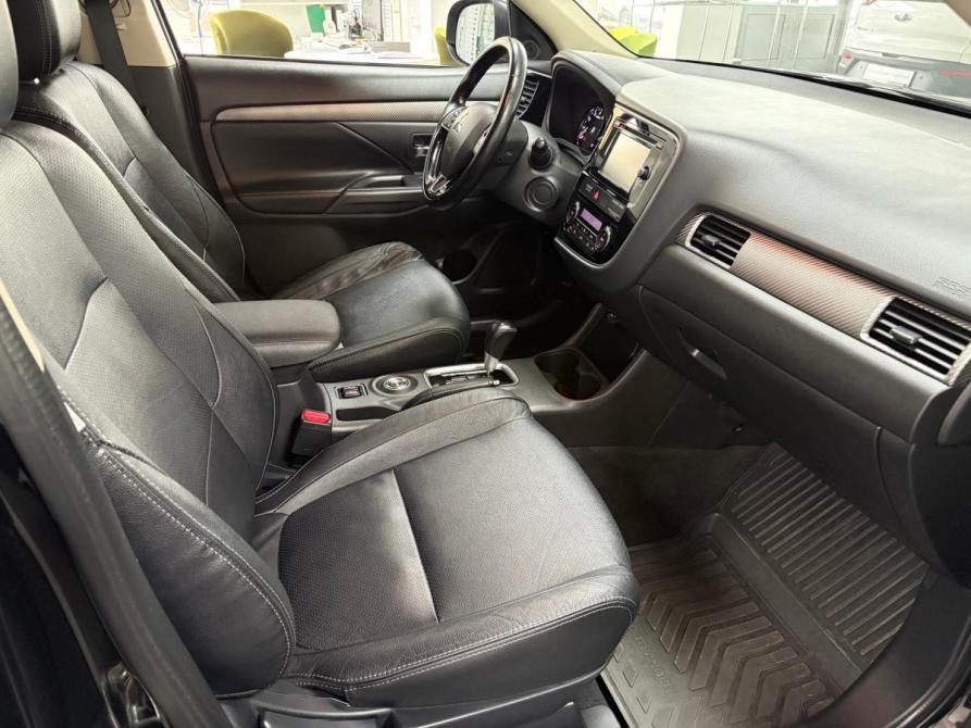 Mitsubishi Outlander III Рестайлинг 2 Киров  - изображение 13