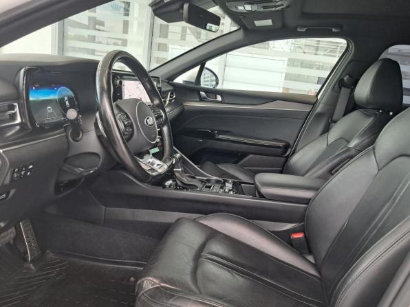 Kia K5 III с пробегом 2020 года, цена 2 389 000 рублей, 92970 км, седан, Автокод Объявления