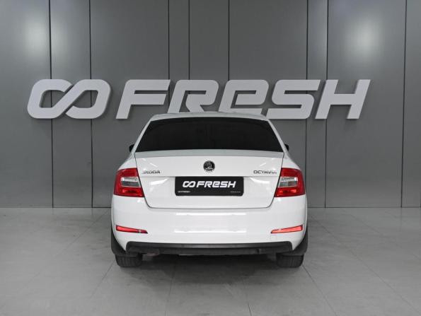 Skoda Octavia III (A7) с пробегом 2016 года, цена 1 599 000 рублей, 160112 км, лифтбек, Автокод Объявления