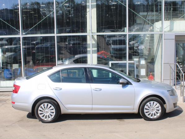 Skoda Octavia III (A7) с пробегом 2016 года, цена 1 345 000 рублей, 170320 км, лифтбек, Автокод Объявления
