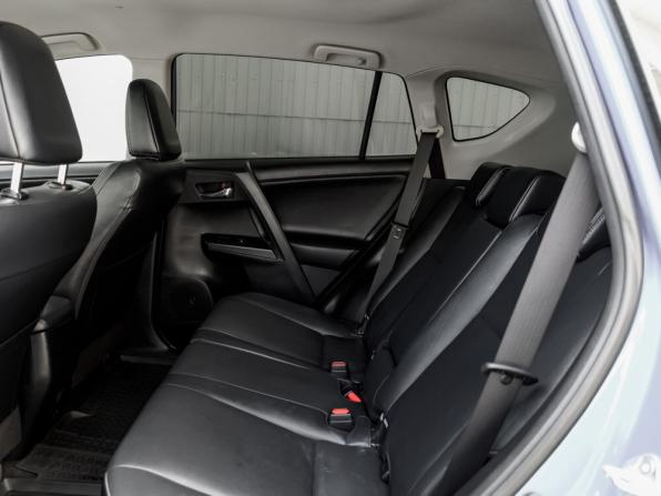 Toyota RAV4 IV (XA40) Рестайлинг с пробегом 2016 года, цена 2 240 000 рублей, 90392 км, внедорожник, Автокод Объявления