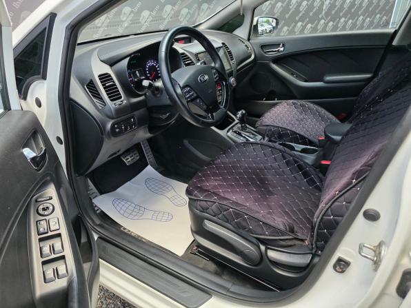 Kia Cerato III Рестайлинг (Classic) с пробегом 2018 года, цена 1 385 000 рублей, 177775 км, седан, Автокод Объявления