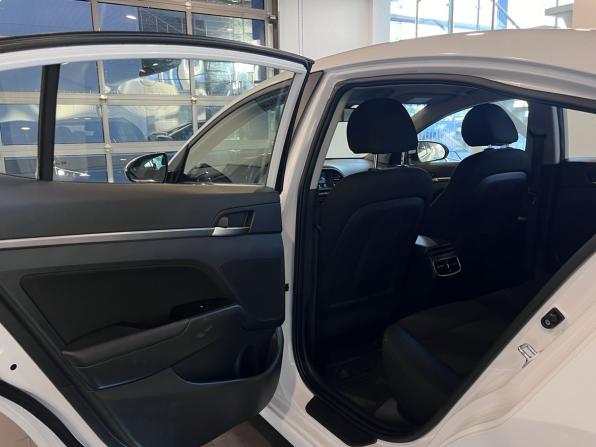 Hyundai Elantra VI (AD) Рестайлинг с пробегом 2020 года, цена 1 560 000 рублей, 141053 км, седан, Автокод Объявления