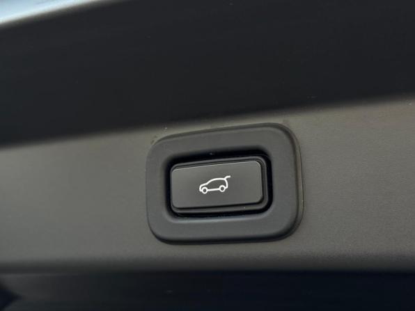 Land Rover Range Rover Sport III с пробегом 2022 года, цена 14 990 000 рублей, 28219 км, внедорожник, Автокод Объявления