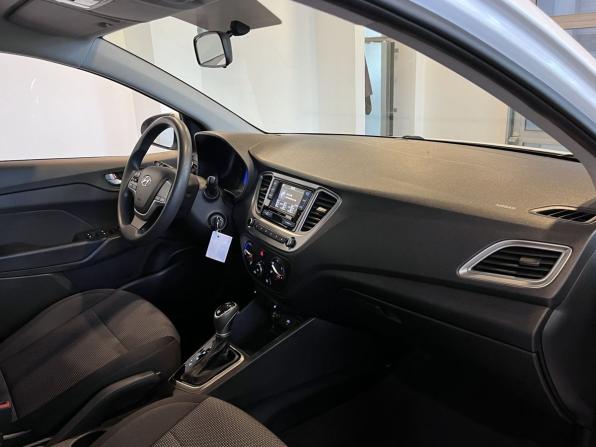 Hyundai Solaris II Рестайлинг с пробегом 2022 года, цена 1 774 000 рублей, 97425 км, седан, Автокод Объявления