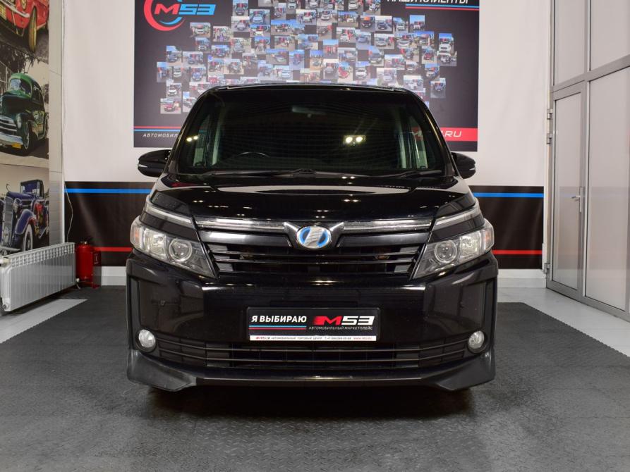 Toyota Voxy III (R80) Кемерово  - изображение 2