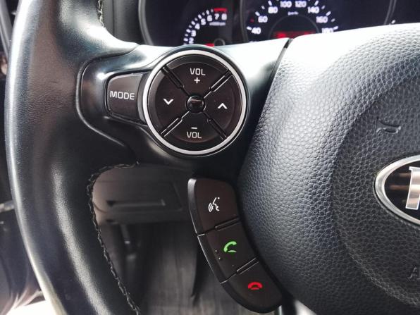 Kia Soul II Рестайлинг с пробегом 2018 года, цена 1 649 000 рублей, 100200 км, хэтчбек, Автокод Объявления