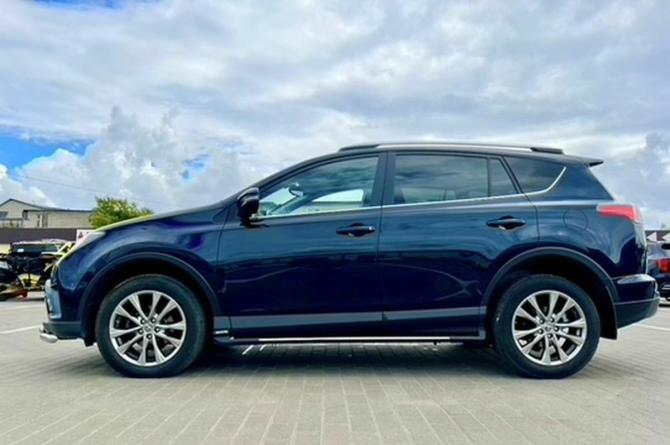 Toyota RAV4 IV (XA40) Рестайлинг с пробегом 2019 года, цена 3 190 000 рублей, 36520 км, внедорожник, Автокод Объявления