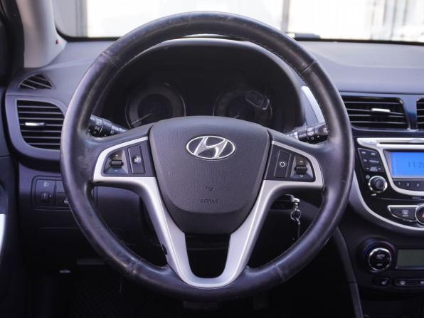 Hyundai Solaris I с пробегом 2013 года, цена 873 000 рублей, 125890 км, хэтчбек, Автокод Объявления