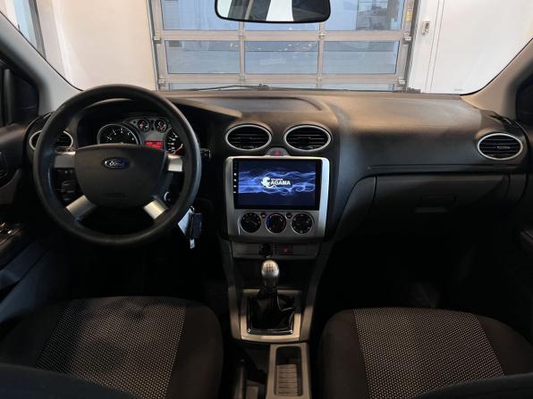 Ford Focus II Рестайлинг с пробегом 2011 года, цена 595 000 рублей, 134343 км, седан, Автокод Объявления