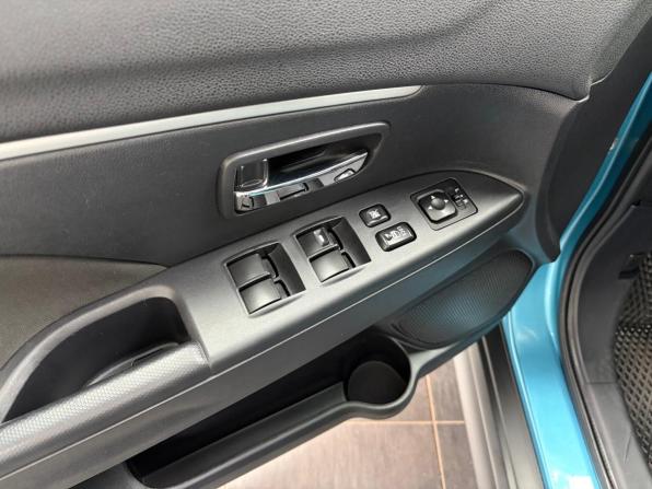 Mitsubishi ASX I с пробегом 2011 года, цена 1 098 000 рублей, 100309 км, внедорожник, Автокод Объявления
