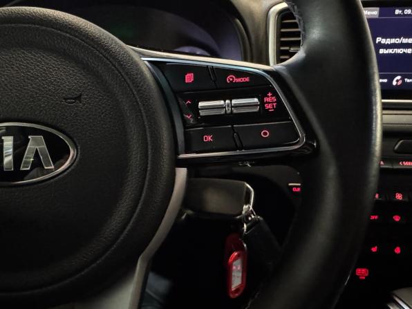 Kia Sportage IV Рестайлинг с пробегом 2021 года, цена 2 659 000 рублей, 55000 км, внедорожник, Автокод Объявления