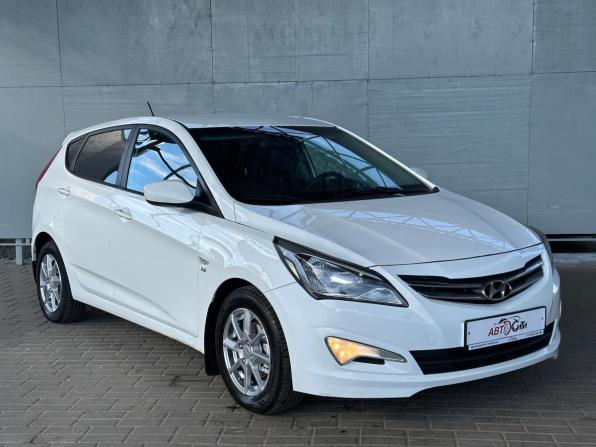 Hyundai Solaris I Рестайлинг с пробегом 2015 года, цена 970 000 рублей, 150768 км, хэтчбек, Автокод Объявления