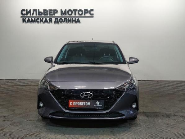 Hyundai Solaris II Рестайлинг с пробегом 2022 года, цена 1 685 000 рублей, 87220 км, седан, Автокод Объявления