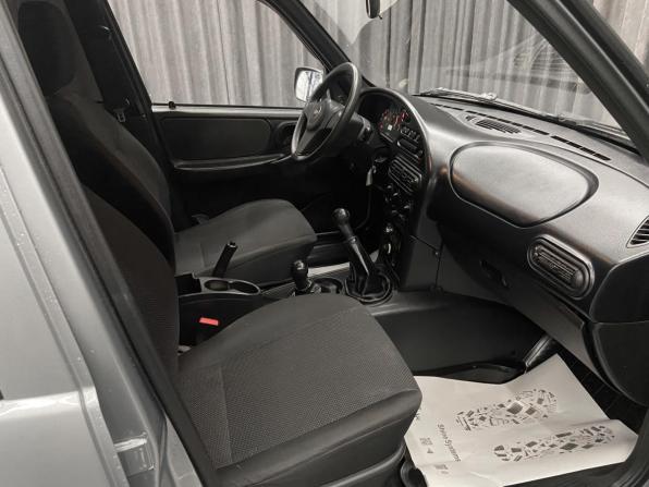 Chevrolet Niva I Рестайлинг с пробегом 2014 года, цена 670 000 рублей, 68000 км, внедорожник, Автокод Объявления