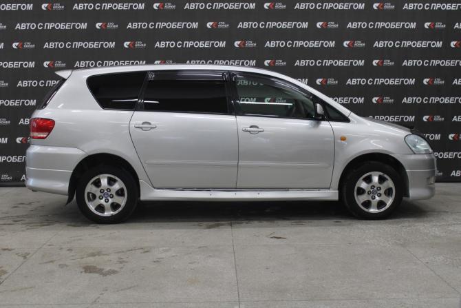 Toyota Ipsum II (M20) с пробегом 2002 года, цена 698 000 рублей, 123000 км, минивэн, Автокод Объявления