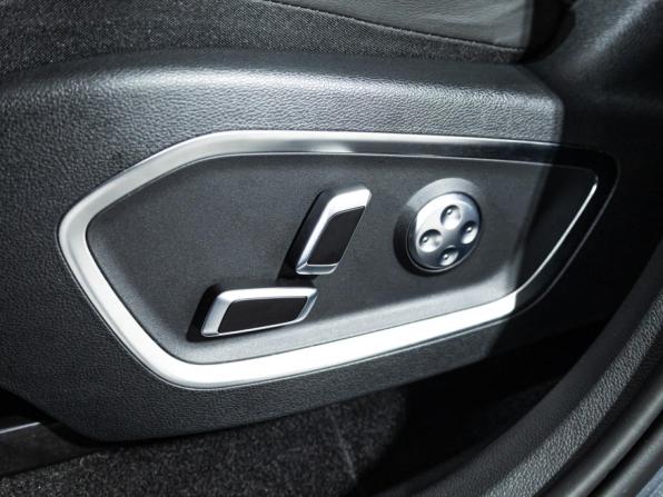 Geely Tugella I Рестайлинг с пробегом 2023 года, цена 2 929 700 рублей, 26146 км, внедорожник, Автокод Объявления