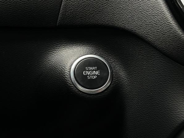 Volvo XC40 I с пробегом 2020 года, цена 3 064 300 рублей, 55495 км, внедорожник, Автокод Объявления